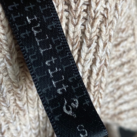 Full Tilt knit halter top cropped v-neck racerback beige Small - Picture 10 of 11